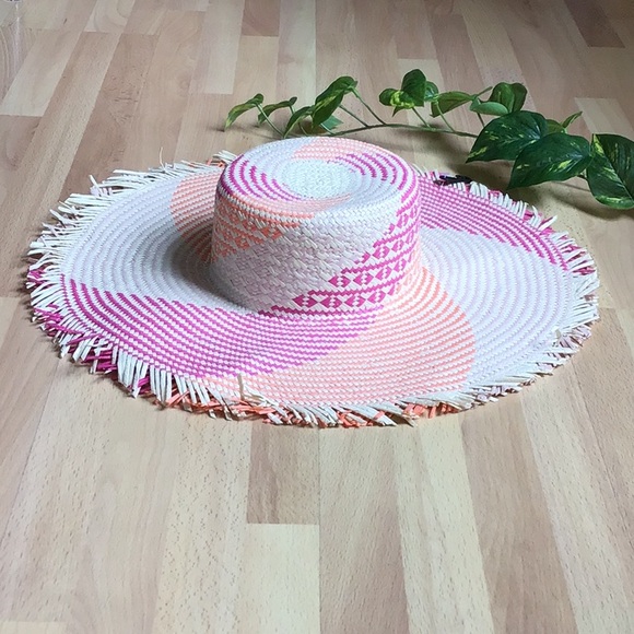 Anthro ColorBlock Swirl Straw Hat with Fringe
Laundry by Shelli Segal main image 10